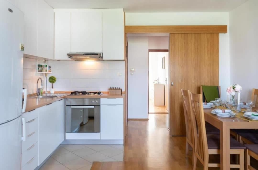 Tesla Apartment Urban Stay Zagabria Esterno foto
