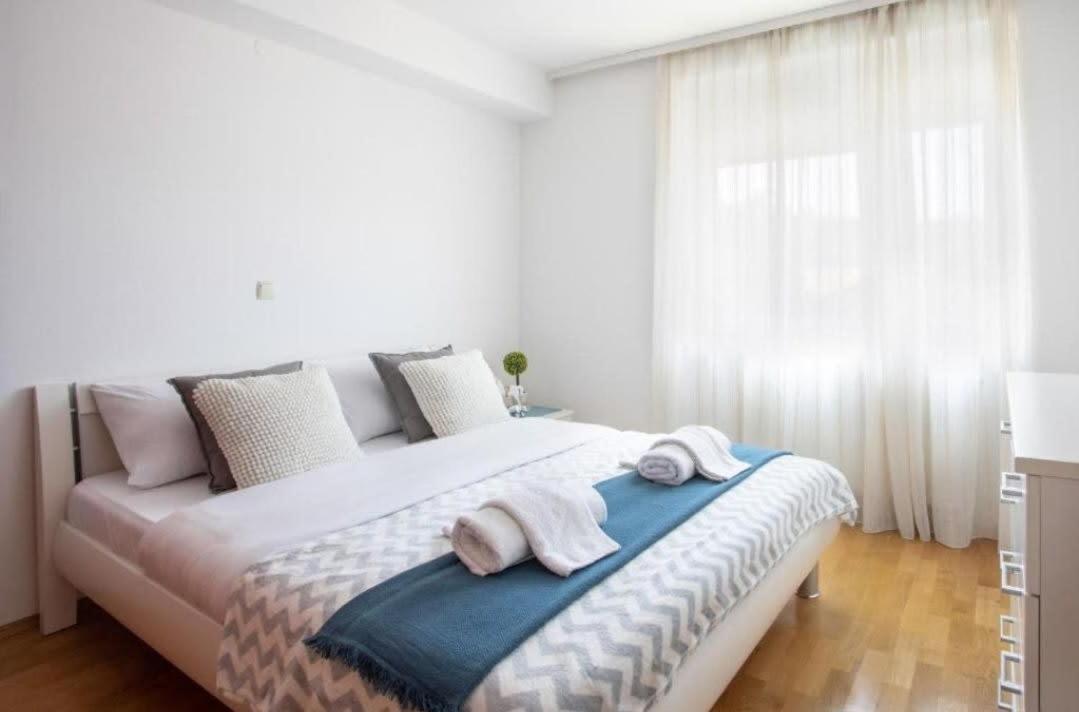 Tesla Apartment Urban Stay Zagabria Esterno foto